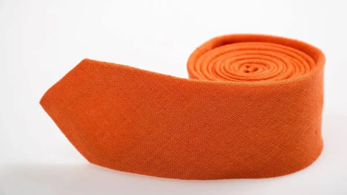 Vibrant Orange Necktie - Perfect for Weddings, Groomsmen, and Formal Events
